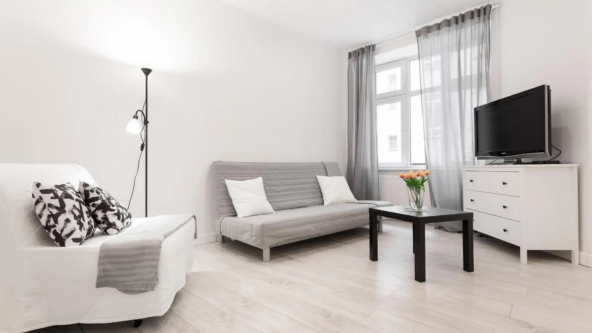 Cozy Studio Apartment Strzelecka Old Town Poznan By Noclegi Renters